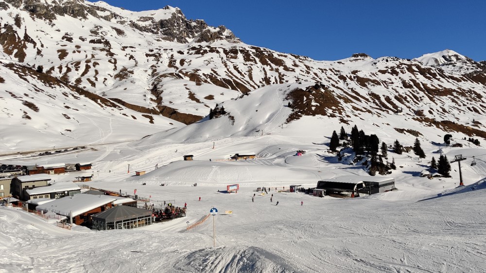 Skien in Warth-Schröcken.